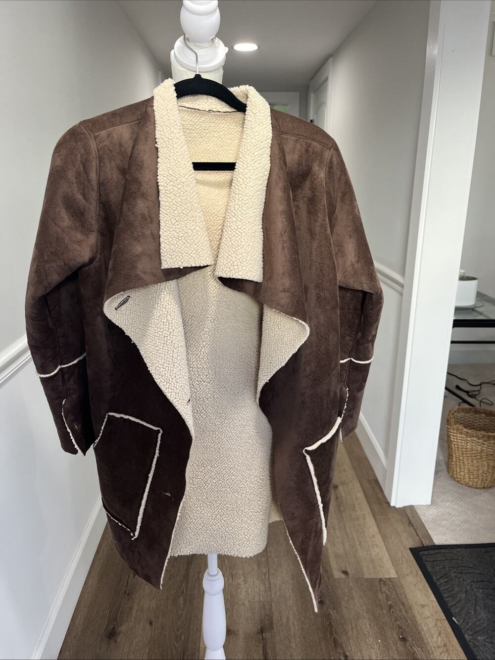 Womens Faux Shearling Suede Coat Size L Yellowstone Montana Brown Tan Cozy FLAW
